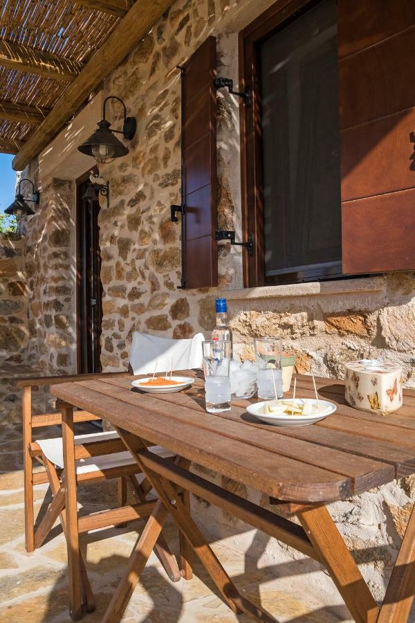 فيلا The Stone House Potamos  المظهر الخارجي الصورة